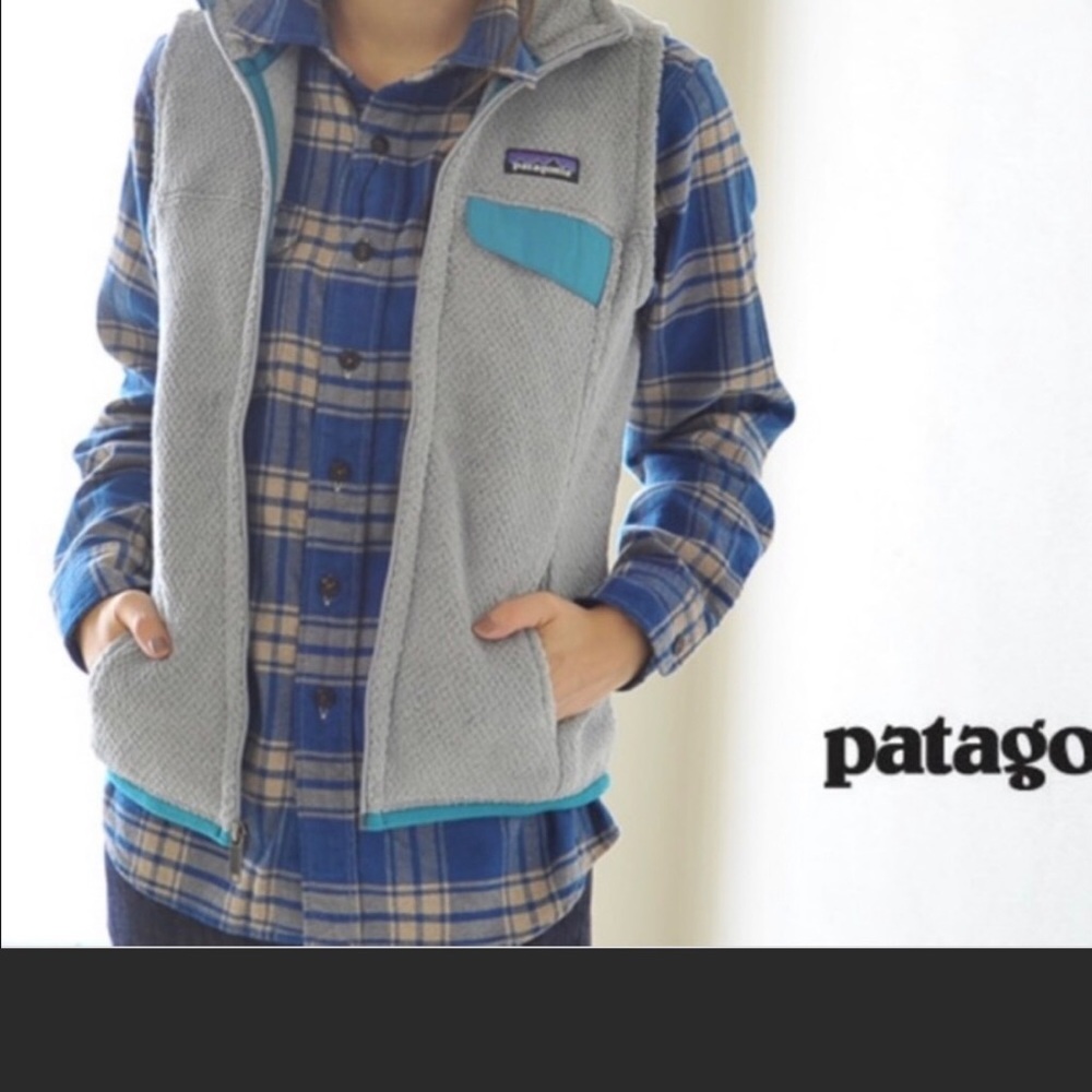 Patagonia vest Color: Tailored Grey - Nickel X-Dye W/Tobago Blue sz L